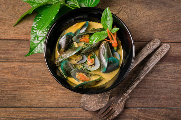 Thai Coconut Curry Mussels
